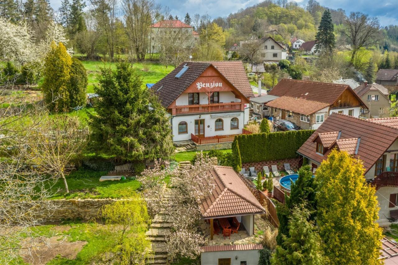 Penzion Na Hradcanech Nové Město nad Metují Buitenkant foto